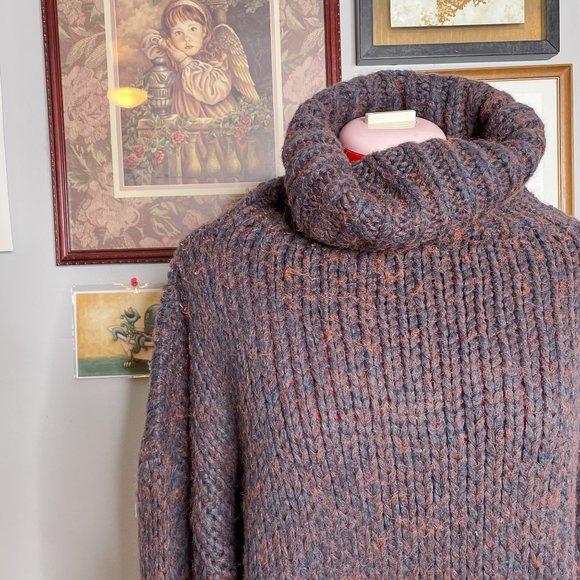 🔷Kerisma sweater🔷 - Picture 2 of 5